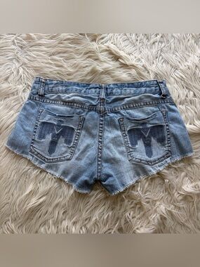 Billabong Blue Jean Denim Shorts Distressed Embroidered Raw Hem Juniors Size 3